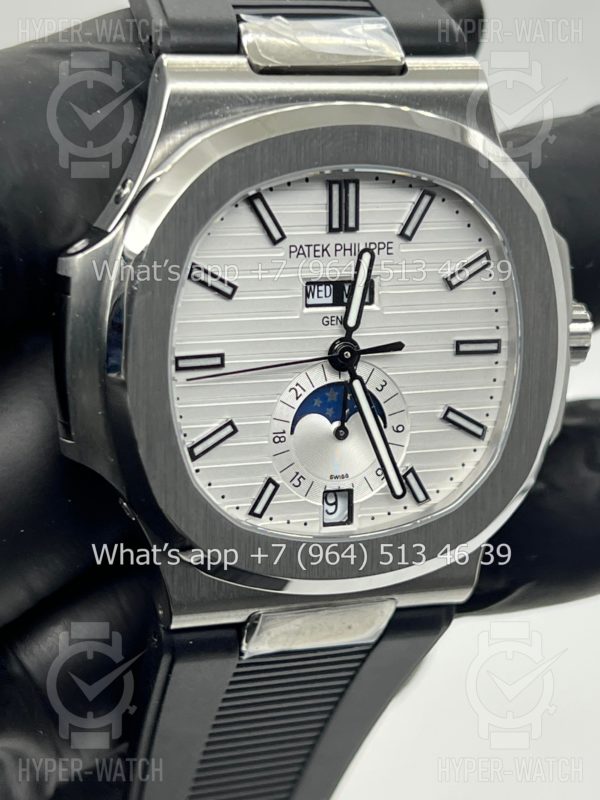 Товар Patek Philippe Nautilus 40mm 5726/1A-010 Black Фото 3 - Patek Philippe Nautilus 40mm 5726/1A-010 Black