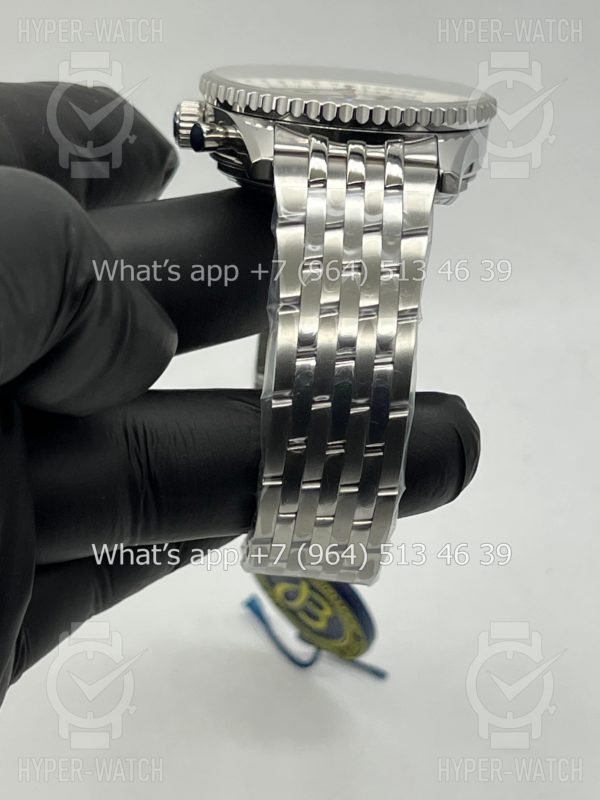 Фото 14 - Breitling Navitimer 46mm AB0137211C1A1
