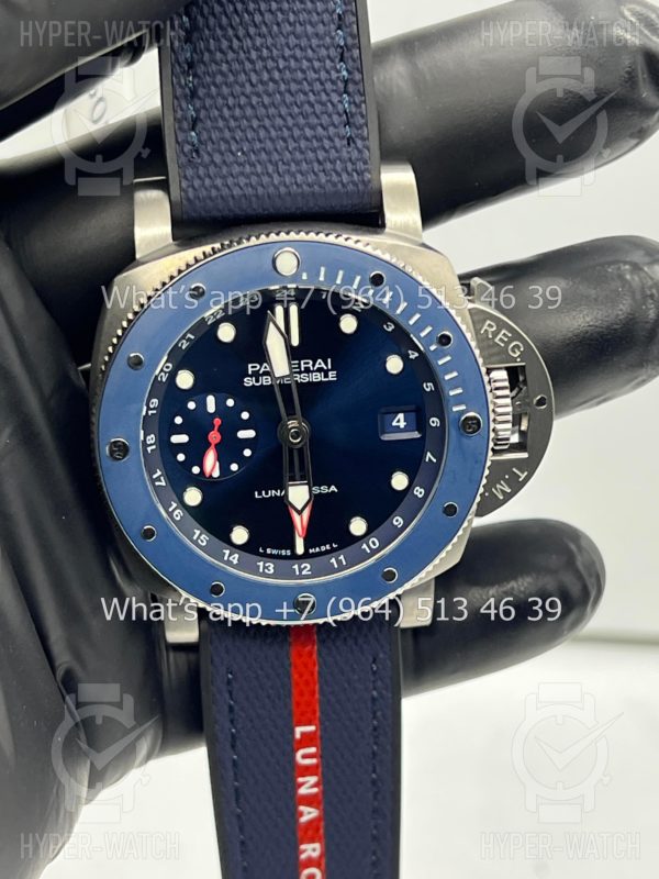 Фото 5 - Officine Panerai Luminor Submersible Luna Rossa PAM01507