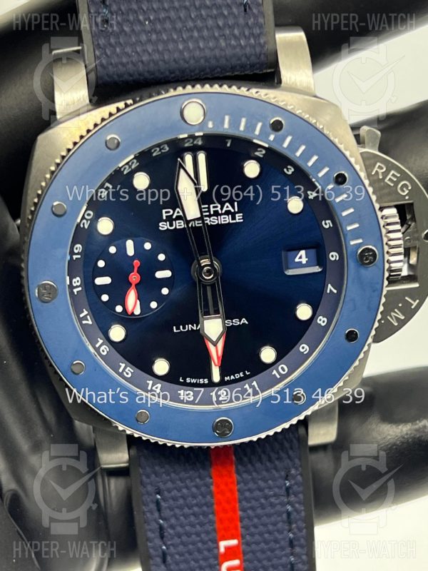 Фото 9 - Officine Panerai Luminor Submersible Luna Rossa PAM01507