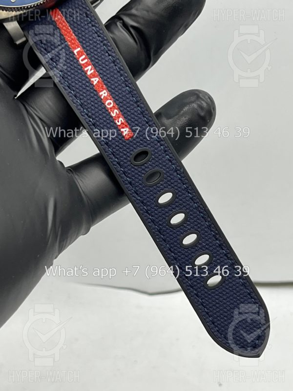Фото 10 - Officine Panerai Luminor Submersible Luna Rossa PAM01507