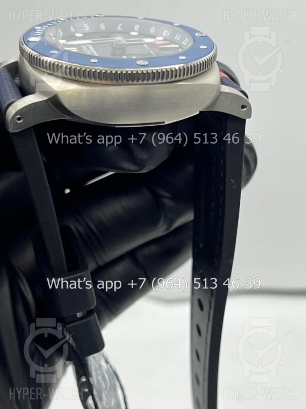 Фото 12 - Officine Panerai Luminor Submersible Luna Rossa PAM01507