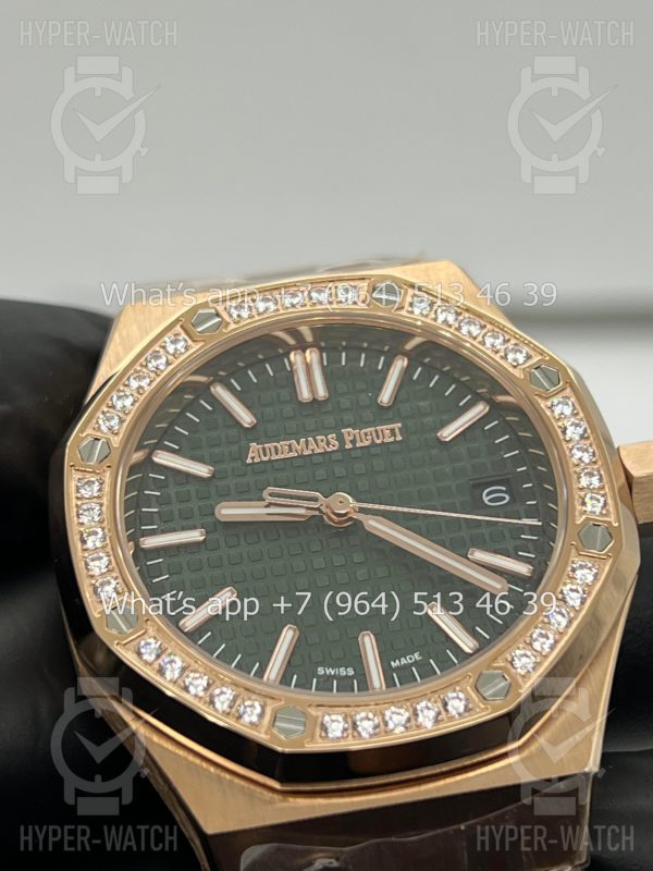 Товар Audemars Piguet Royal Oak 37mm 15551OR.ZZ.1356OR.06 V2 Фото 5 - Audemars Piguet Royal Oak 37mm 15551OR.ZZ.1356OR.06 V2