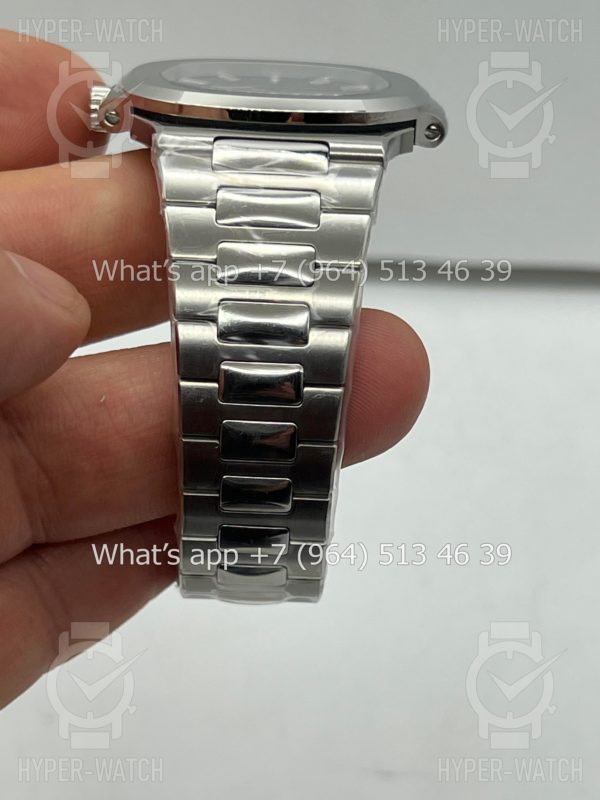 Товар Patek Philippe Nautilus 40mm 5711/1P 40th Anniversary Blue Steel Фото 13 - Patek Philippe Nautilus 40mm 5711/1P 40th Anniversary Blue Steel