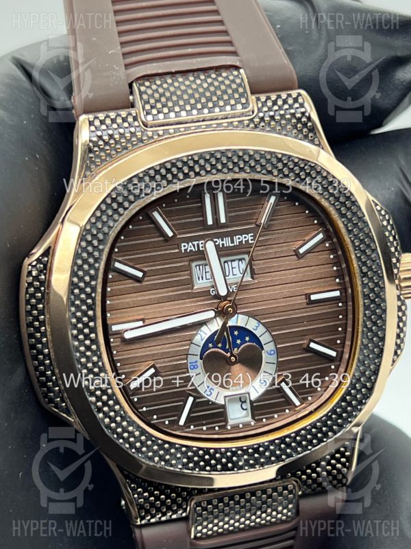 Фото 8 - Patek Philippe Nautilus 40mm Engraved Art 8879