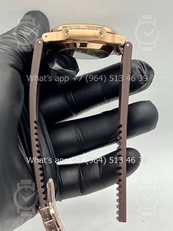 Фото 14 - Patek Philippe Nautilus 40mm Engraved Art 8879