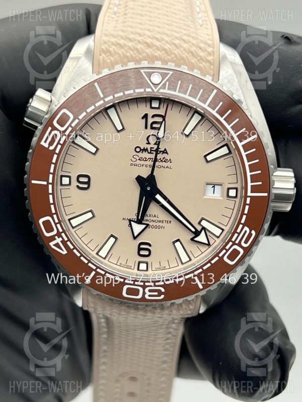 Фото 2 - Omega Seamaster Planet Ocean 600M 215.32.44.21.09.001