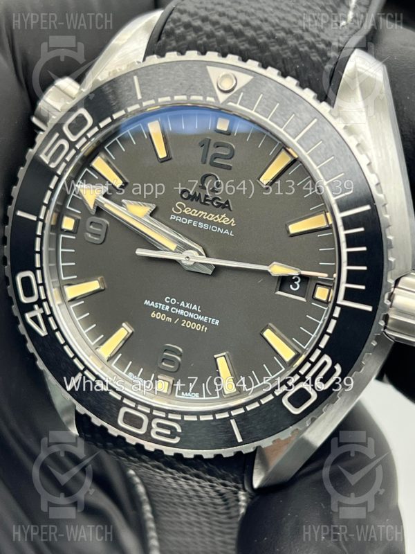 Фото 5 - Omega Seamaster Planet Ocean 600M 215.32.44.21.01.002
