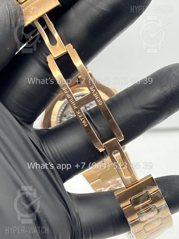 Фото 14 - Patek Philippe Nautilus 40mm Engraved Art 9106