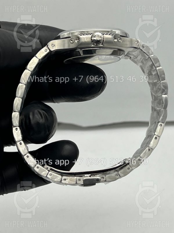 Фото 10 - Patek Philippe Nautilus 40mm Engraved Art 9108