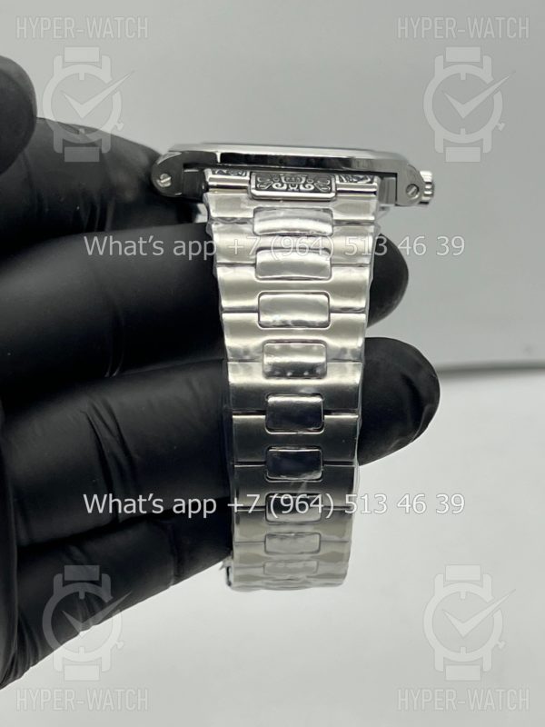 Фото 10 - Patek Philippe Nautilus 44mm Engraved Art 9101