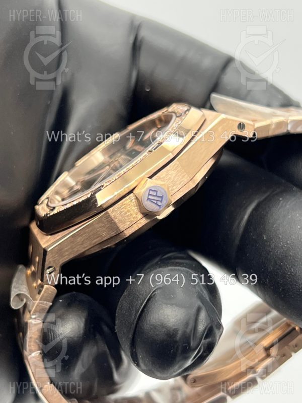 Товар Audemars Piguet Royal Oak 37mm 15551OR.ZZ.1356OR.06 Steel Фото 8 - Audemars Piguet Royal Oak 37mm 15551OR.ZZ.1356OR.06 Steel