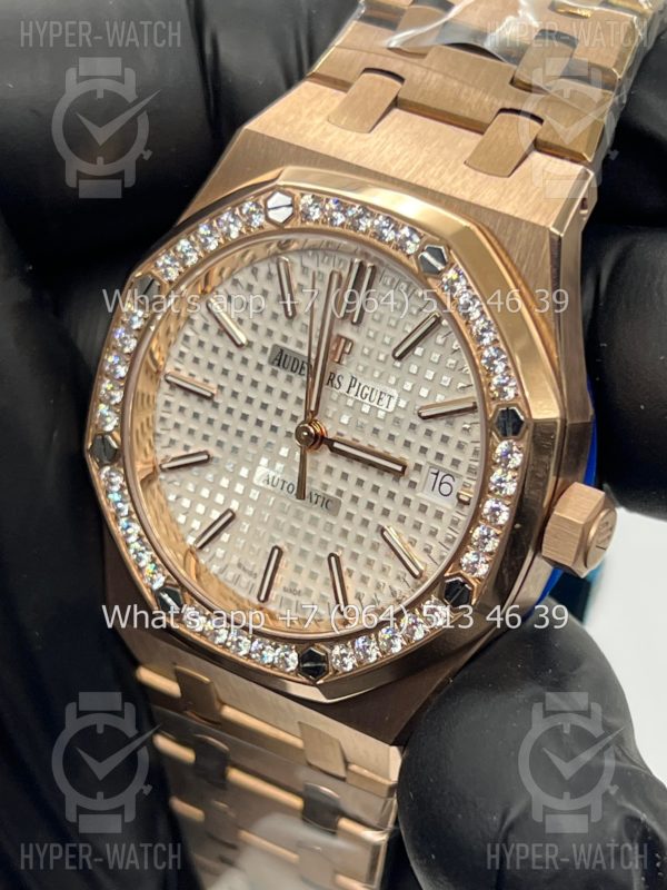 Товар Audemars Piguet Royal Oak 37mm 15451OR.ZZ.1256OR.01 Фото 5 - Audemars Piguet Royal Oak 37mm 15451OR.ZZ.1256OR.01