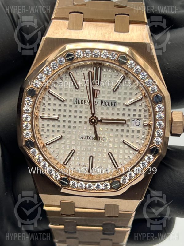 Товар Audemars Piguet Royal Oak 37mm 15451OR.ZZ.1256OR.01 Фото 6 - Audemars Piguet Royal Oak 37mm 15451OR.ZZ.1256OR.01