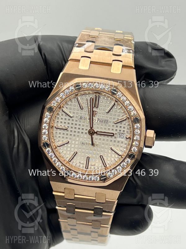 Товар Audemars Piguet Royal Oak 37mm 15451OR.ZZ.1256OR.01 Фото 8 - Audemars Piguet Royal Oak 37mm 15451OR.ZZ.1256OR.01