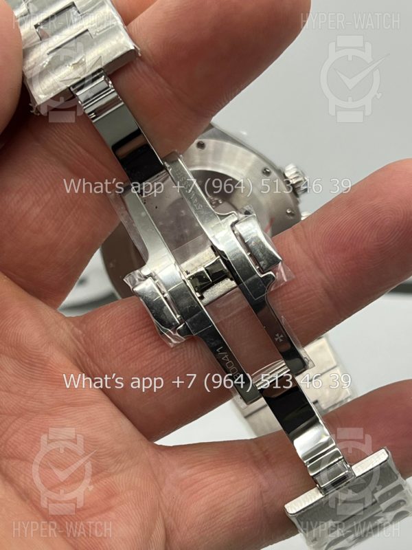 Фото 15 - Vacheron Constantin Overseas 42mm 47450/B01A