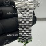 2024-12-18 09.23.10 (1)