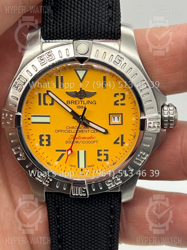 Фото 2 - Breitling Avenger Art 9285