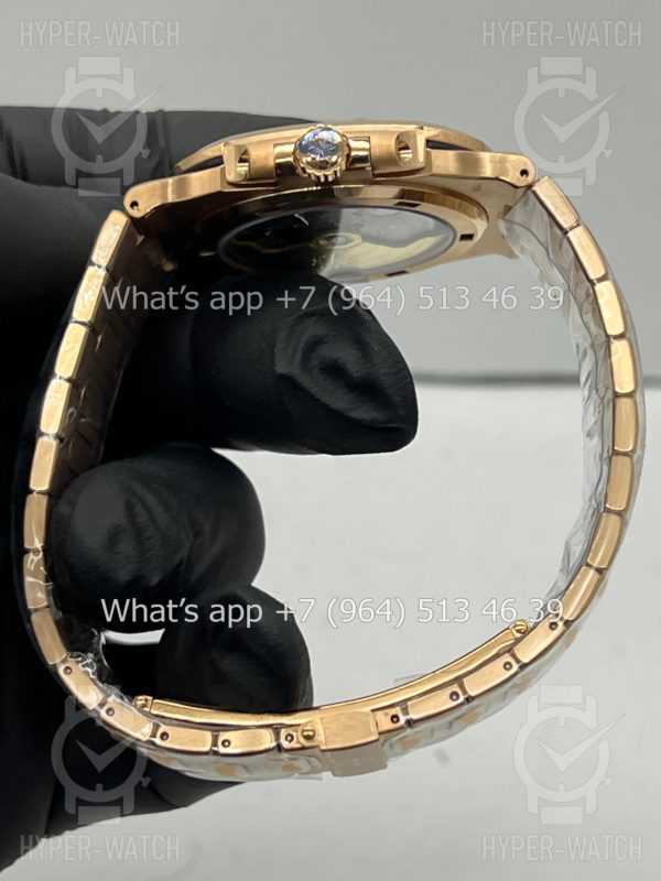 Фото 11 - Patek Philippe Nautilus 40mm 5711/1R Grey Steel