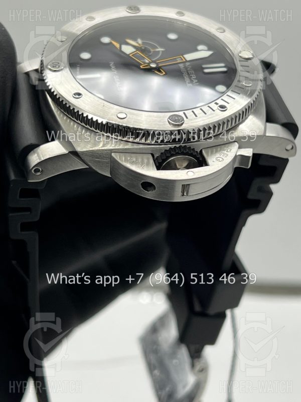 Фото 14 - Officine Panerai Luminor Submersible PAM01323