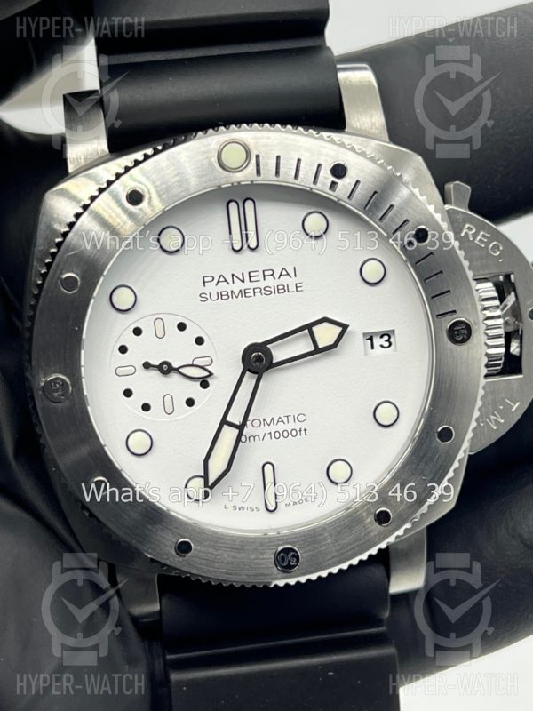 Фото 3 - Officine Panerai Luminor Submersible PAM01223