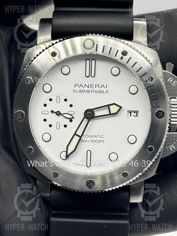 Фото 4 - Officine Panerai Luminor Submersible PAM01223