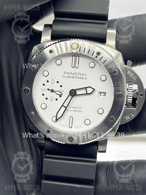 Фото 8 - Officine Panerai Luminor Submersible PAM01223