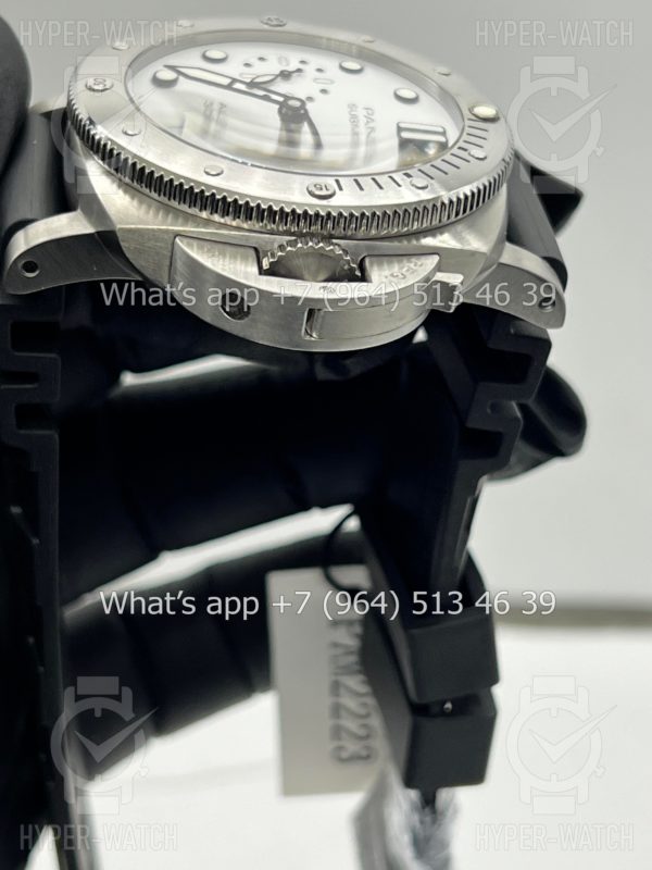 Фото 13 - Officine Panerai Luminor Submersible PAM01223