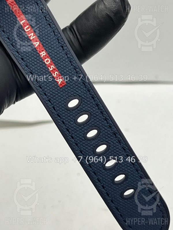 Товар Officine Panerai Luminor Submersible Luna Rossa PAM01543 Фото 6 - Officine Panerai Luminor Submersible Luna Rossa PAM01543