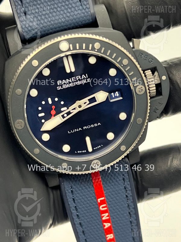 Фото 4 - Officine Panerai Luminor Submersible Luna Rossa PAM01466