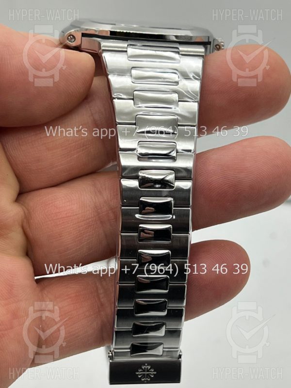 Товар Patek Philippe Nautilus 40mm 5711/1A-010 Blue Steel Фото 7 - Patek Philippe Nautilus 40mm 5711/1A-010 Blue Steel