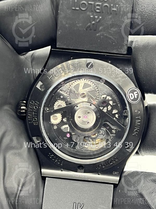 Товар Hublot Classic Fusion 45mm 507.CX.9000.RX.TAK21 Takashi Murakami Black Фото 27 - Hublot Classic Fusion 45mm 507.CX.9000.RX.TAK21 Takashi Murakami Black