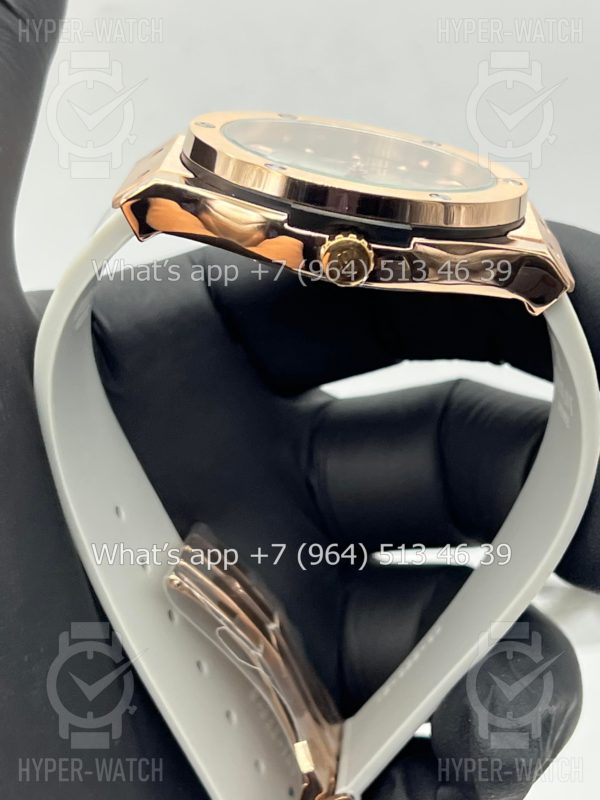 Фото 16 - Hublot Classic Fusion 42mm Art 10144