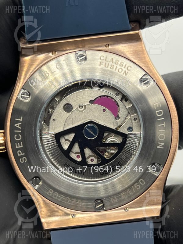 Фото 16 - Hublot Classic Fusion 42mm Art 10147