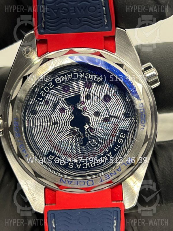 Фото 12 - Omega Seamaster Planet Ocean 600M 215.32.43.21.04.001