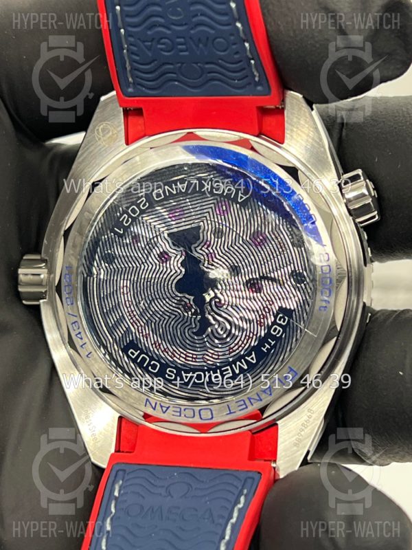 Фото 15 - Omega Seamaster Planet Ocean 600M 215.32.43.21.04.001