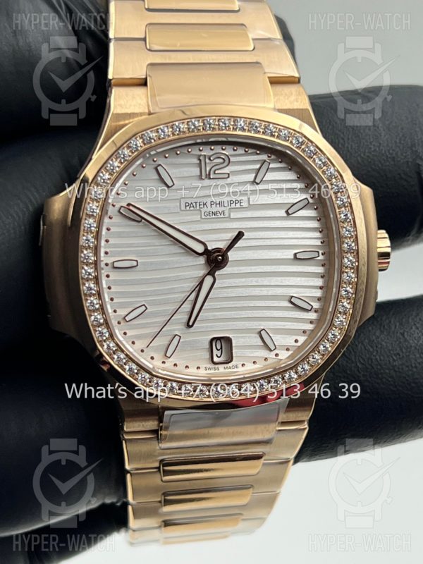 Товар Patek Philippe Nautilus 35mm 7118/1200R-001 Steel Diamond Фото 2 - Patek Philippe Nautilus 35mm 7118/1200R-001 Steel Diamond