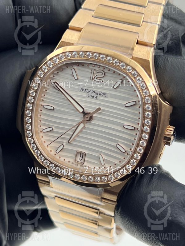 Товар Patek Philippe Nautilus 35mm 7118/1200R-001 Steel Diamond Фото 3 - Patek Philippe Nautilus 35mm 7118/1200R-001 Steel Diamond