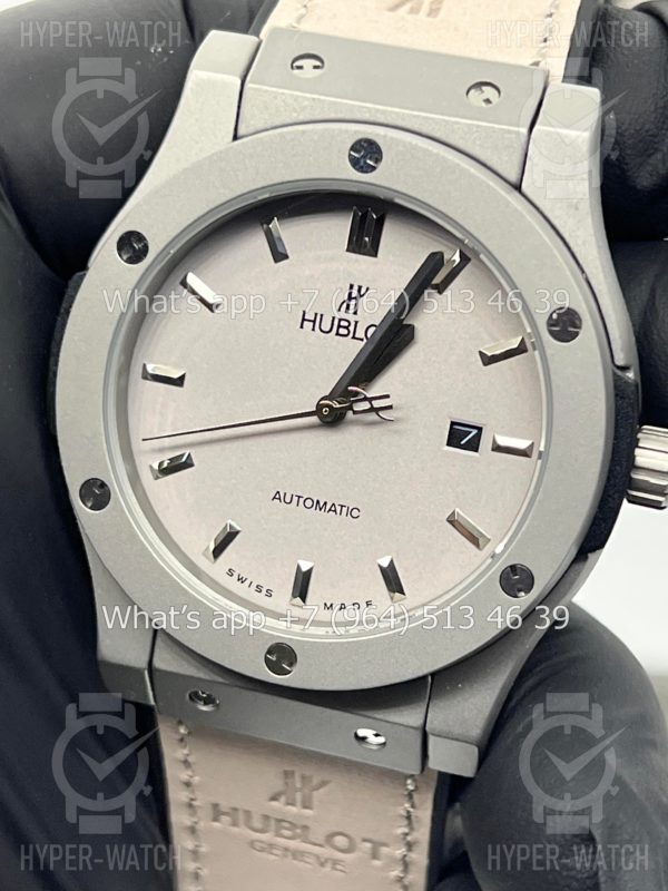 Фото 2 - Hublot Classic Fusion 42mm Art 10143
