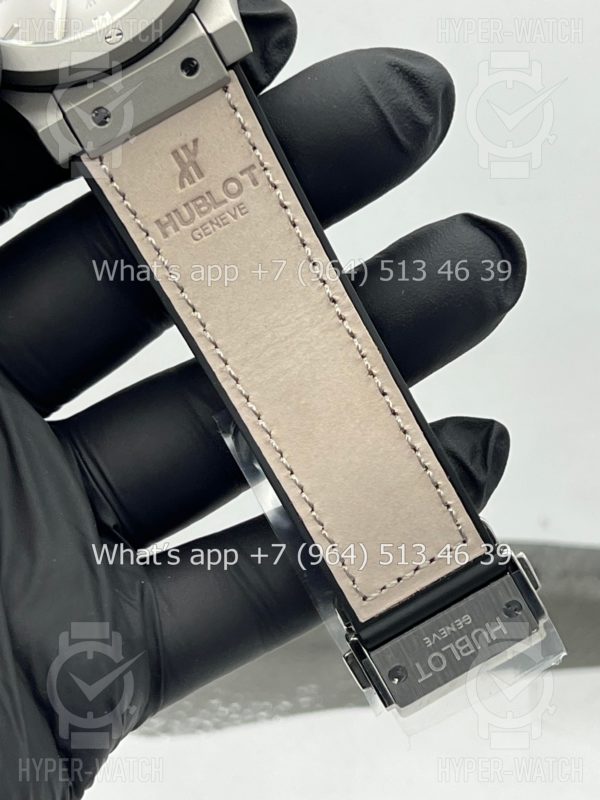 Фото 12 - Hublot Classic Fusion 42mm Art 10143