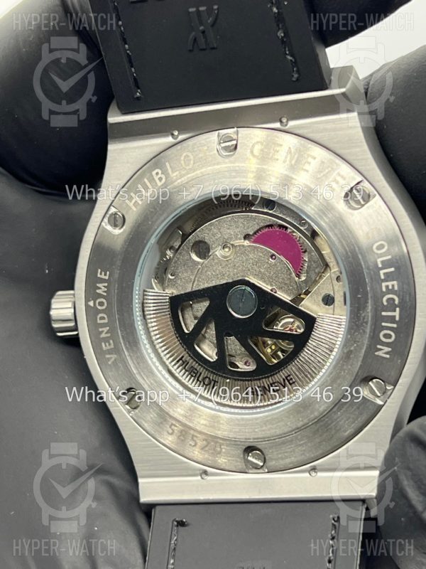 Фото 16 - Hublot Classic Fusion 42mm Art 10143