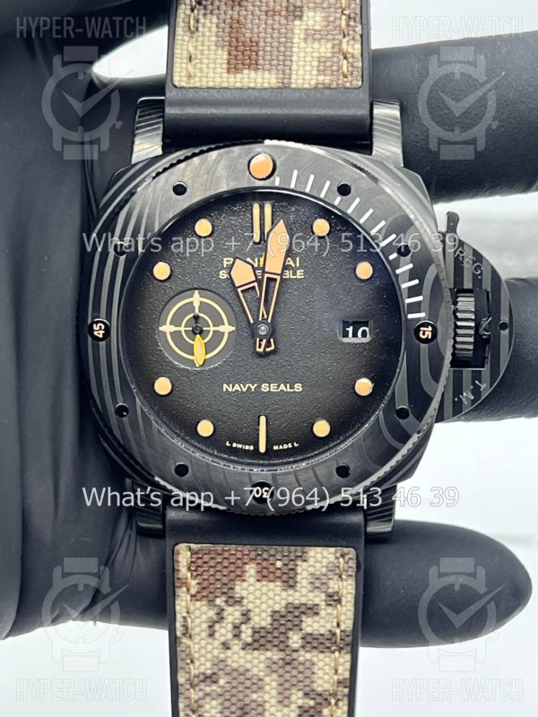Фото 9 - Officine Panerai Luminor Submersible PAM01513