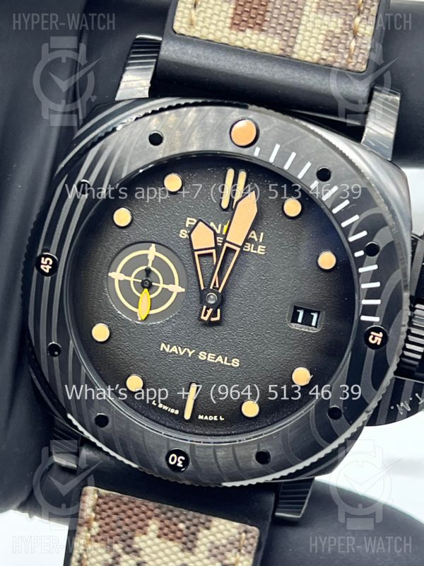 Фото 3 - Officine Panerai Luminor Submersible PAM01513
