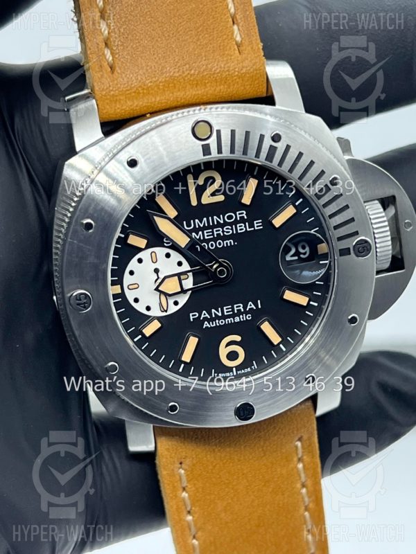 Фото 2 - Officine Panerai Luminor Submersible PAM00064