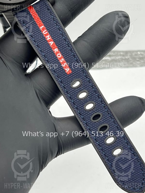 Фото 6 - Officine Panerai Luminor Submersible Luna Rossa PAM01563
