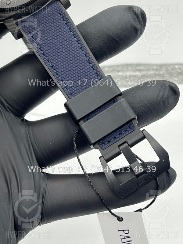 Фото 7 - Officine Panerai Luminor Submersible Luna Rossa PAM01563