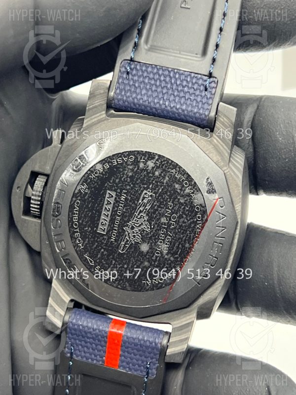 Фото 12 - Officine Panerai Luminor Submersible Luna Rossa PAM01563