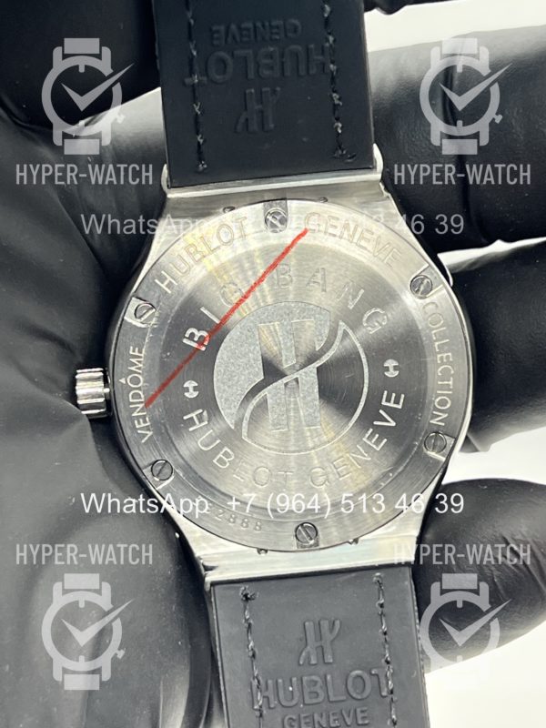 Фото 10 - Hublot Classic Fusion 33mm Art 11165