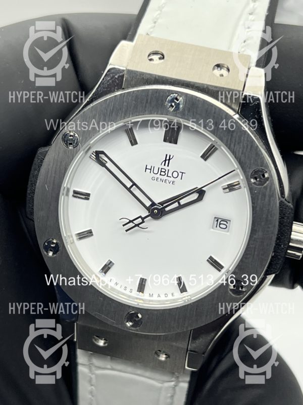 Фото 3 - Hublot Classic Fusion 33mm Art 11172