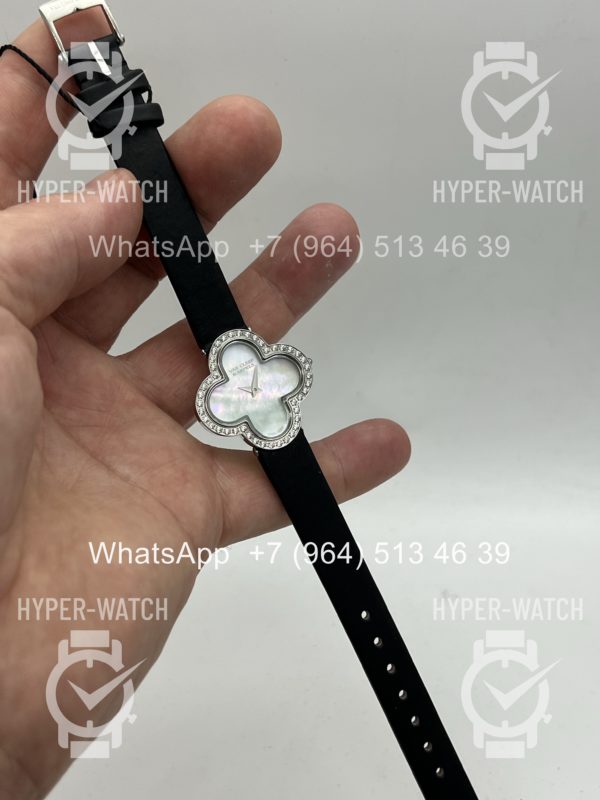 Товар Van Cleef & Arpels Alhambra VCARD21600 Фото 9 - Van Cleef & Arpels Alhambra VCARD21600
